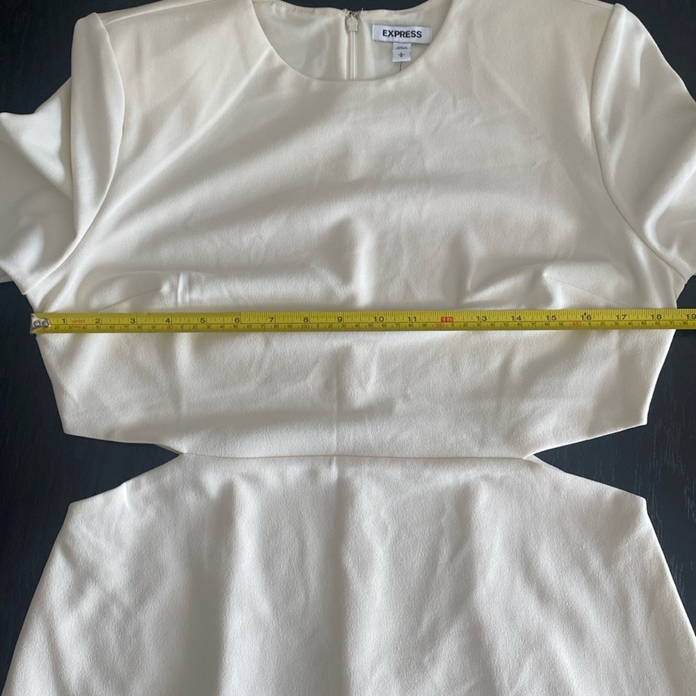EXPRESS Elegant Long Sleeve Mini Dress With Side Cut Outs Size Large - Picture 5 of 8